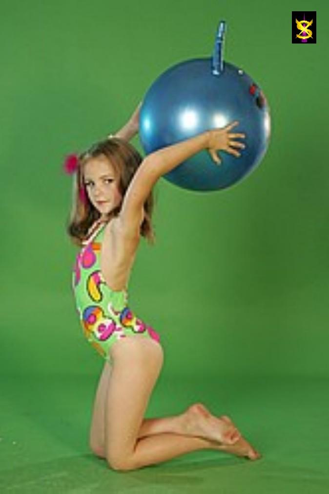 SXS Sorority!� and House of XI Pre-Teens!� "We Just Taste Better!" 