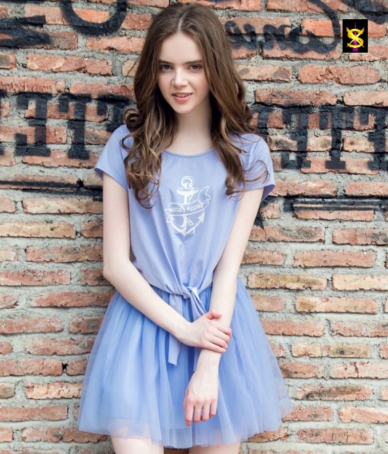 "SXS Sisters of XI Sorority Oui Fashion!" Oui Teen! 